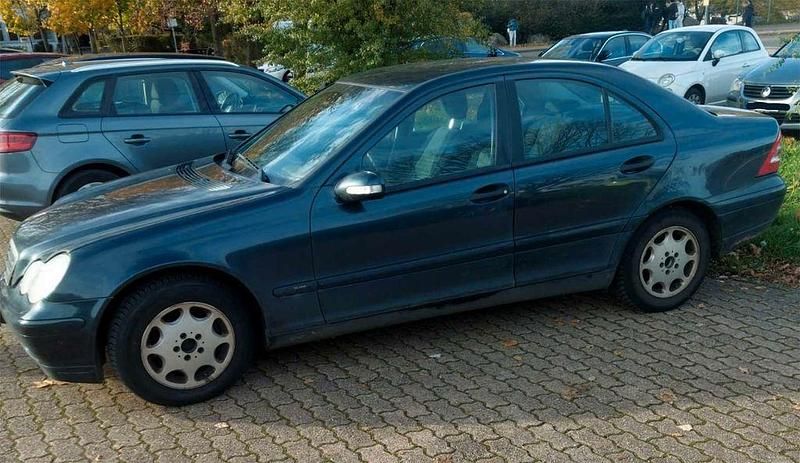 Gebraucht Mercedes C220 Elegance 150 PS (110 kW) 2004 Limousine