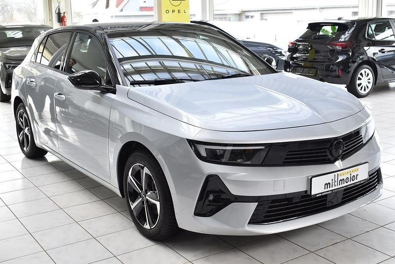 Gebraucht Opel Astra 131 PS (96 kW) 2024 Silber kristall silber met. Limousine
