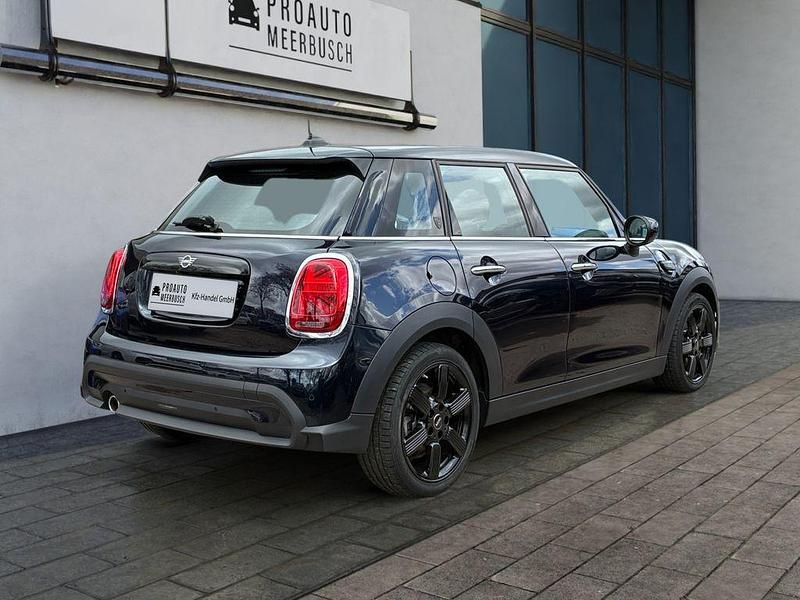 Gebraucht Mini Cooper 136 PS (100 kW) 2024 Enigmatic black Kleinwagen