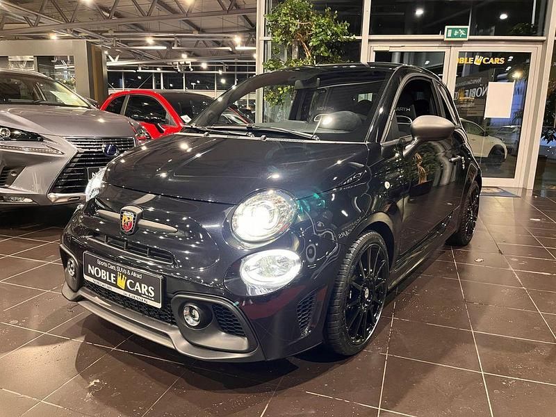 Gebraucht Abarth 595 Competizione 179 PS (131 kW) 2021 Scorpione schwarz Limousine