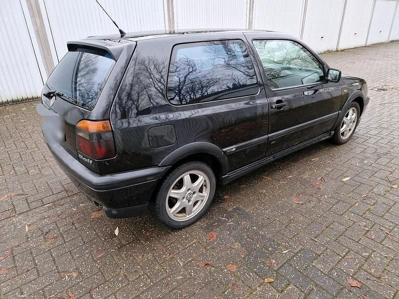 Gebraucht VW Golf III GT 90 PS (66 kW) 1995 Schwarz Kleinwagen