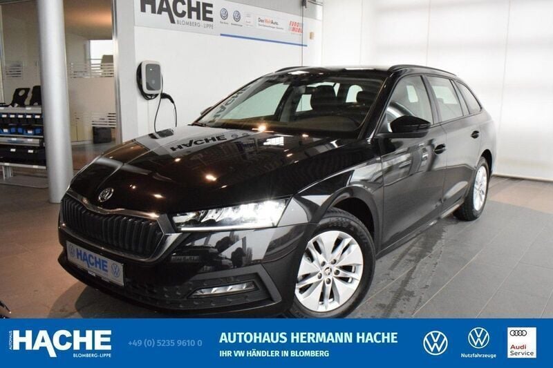 Polsterfarbe: schwarz Gebraucht 2021 Skoda Octavia Ambition Kombi | 20.449 € (Guter Preis) - Bild 1/4