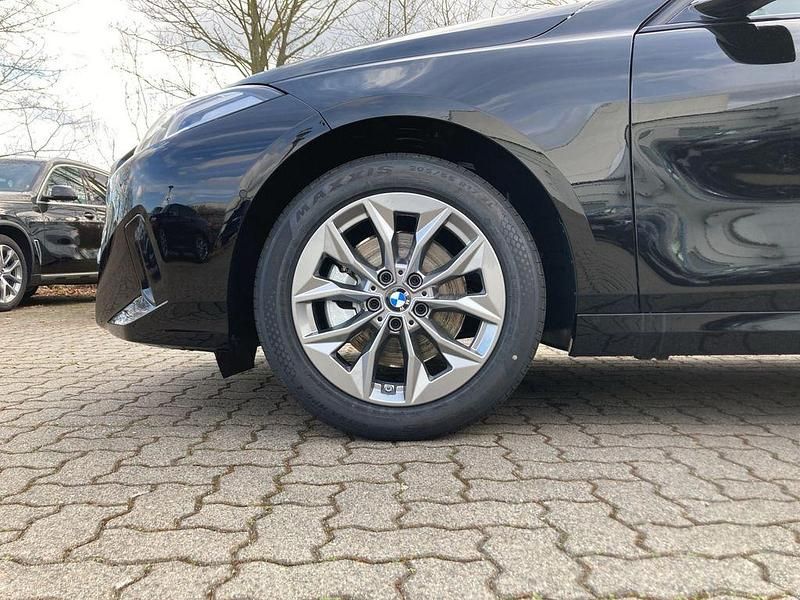 Neu BMW 120 Performance 170 PS (125 kW) 2026 Schwarz Kleinwagen