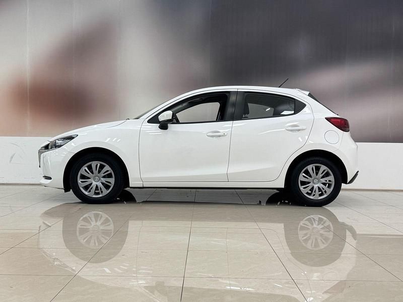 Gebraucht Mazda 2 Prime-Line 75 PS (55 kW) 2022 Weiß Limousine