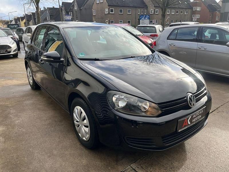 Gebraucht VW Golf VI 80 PS (58 kW) 2011 Schwarz Kleinwagen