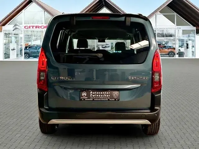Neu Citroën e-Berlingo XTR 131 PS (96 kW) 2026 Blau Van / Kleinbus