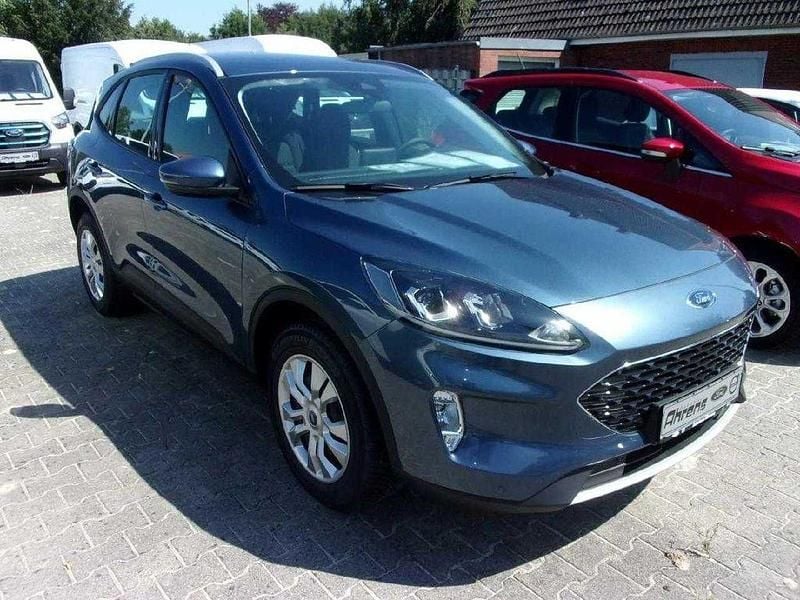 Używany Ford Kuga Cool & Connect 150 KM (110 kW) 2024 Niebieski SUV