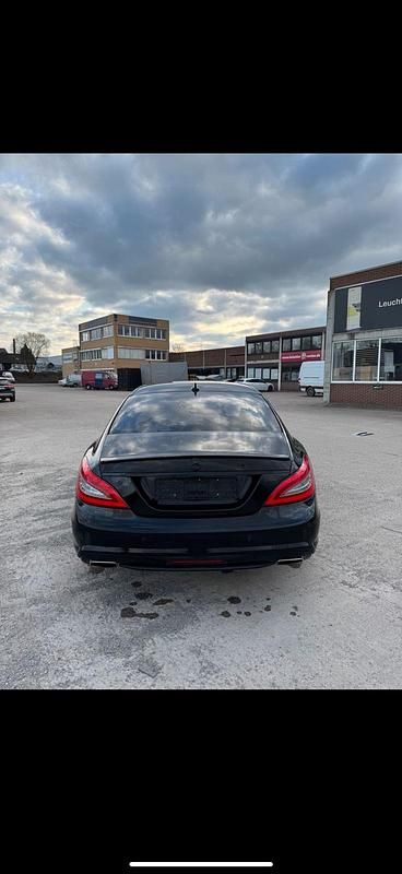 Schwarz Gebraucht 2011 Mercedes CLS500 AMG Limousine | 23.400 € - Bild 1/4