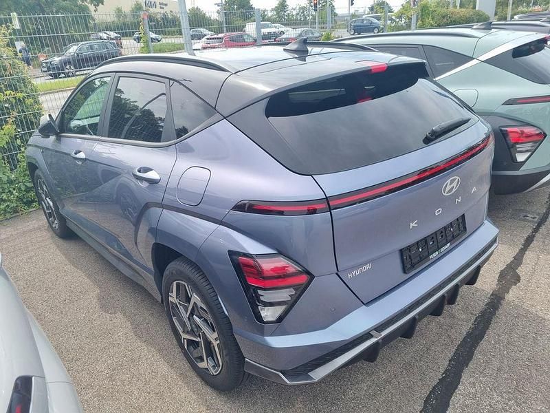 Gebraucht Hyundai Kona N Line 199 PS (146 kW) 2024 Violet SUV