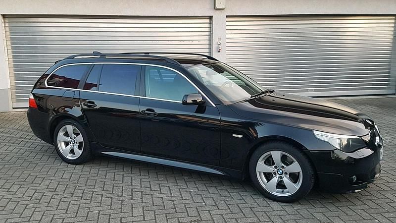 Schwarz Gebraucht 2006 BMW 525 M Sport Kombi | 5.990 € (Etwas zu teuer) - Bild 1/4