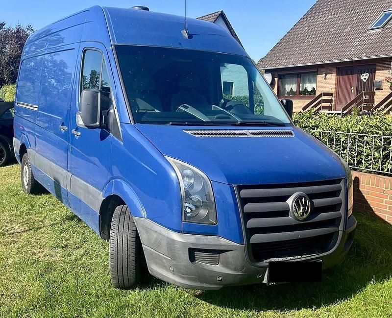 Blau Gebraucht 2011 VW Crafter Van | 10.800 € (Fairer Preis) - Bild 1/4
