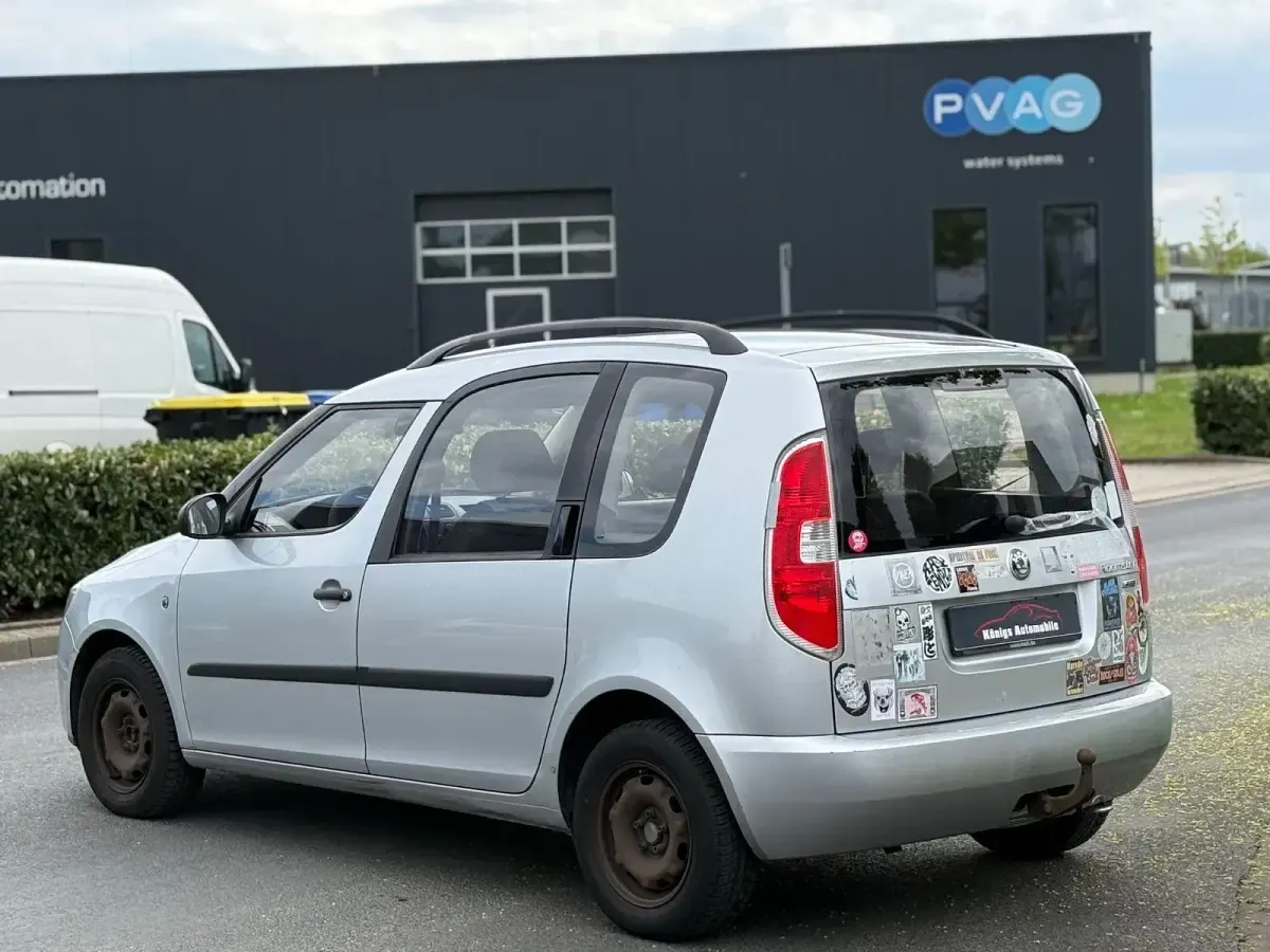 Gebraucht Skoda Roomster Plus Edition 86 PS (63 kW) 2009 Silber Van / Kleinbus
