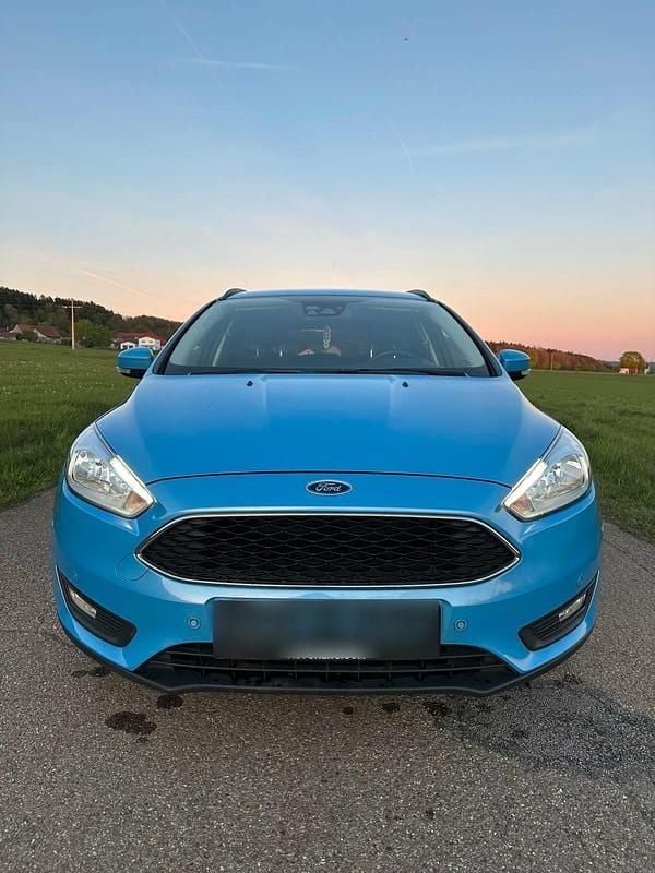 Second-hand Ford Focus 125 CP (91 kW) 2016 Albastru Break