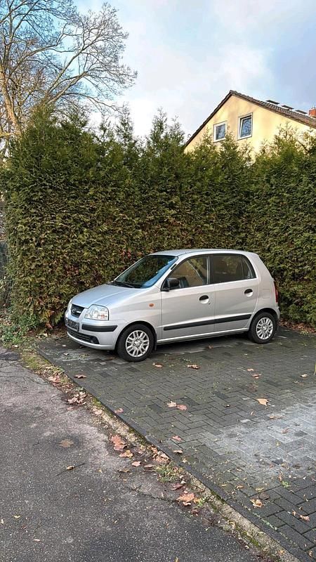 Silber Gebraucht 2006 Hyundai Atos Kleinwagen | 2.000 € (Etwas zu teuer) - Bild 1/4
