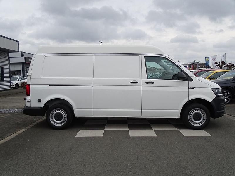 Gebraucht VW Transporter 150 PS (110 kW) 2018 Weiß Van