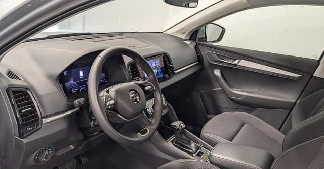 Metallic Gebraucht 2024 Skoda Karoq Selection SUV | 30.910 € (Fairer Preis) - Bild 1/4