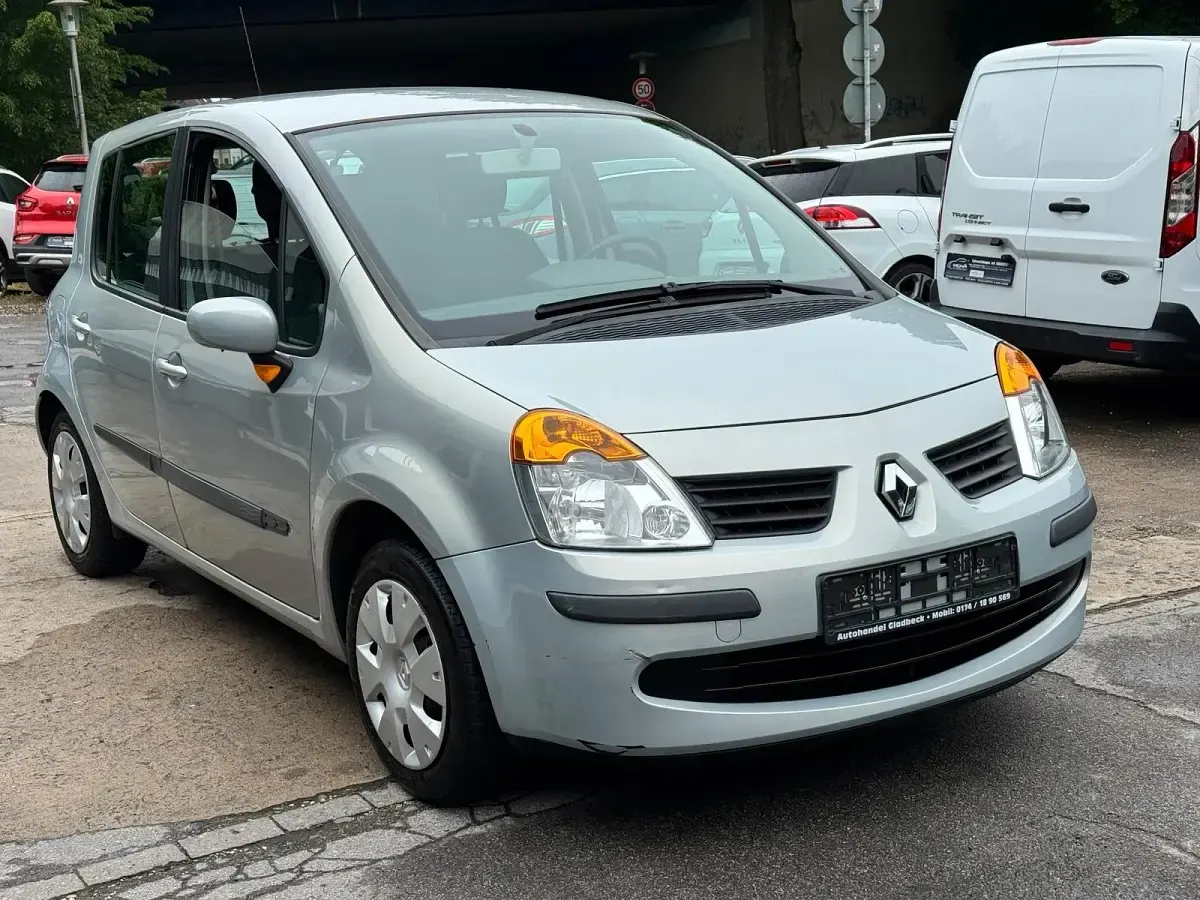 Gebraucht Renault Modus 111 PS (81 kW) 2005 Silber Van / Kleinbus
