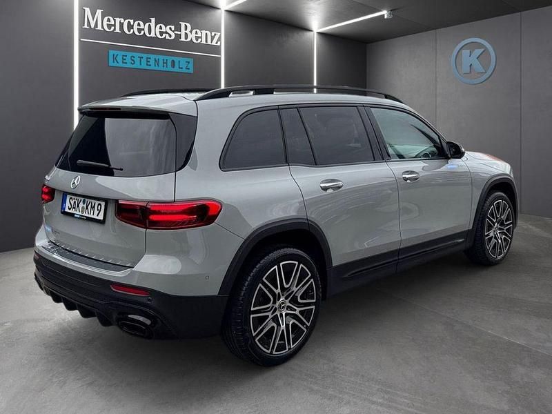 Gebraucht Mercedes GLB180 AMG 185 PS (136 kW) 2025 Grau SUV