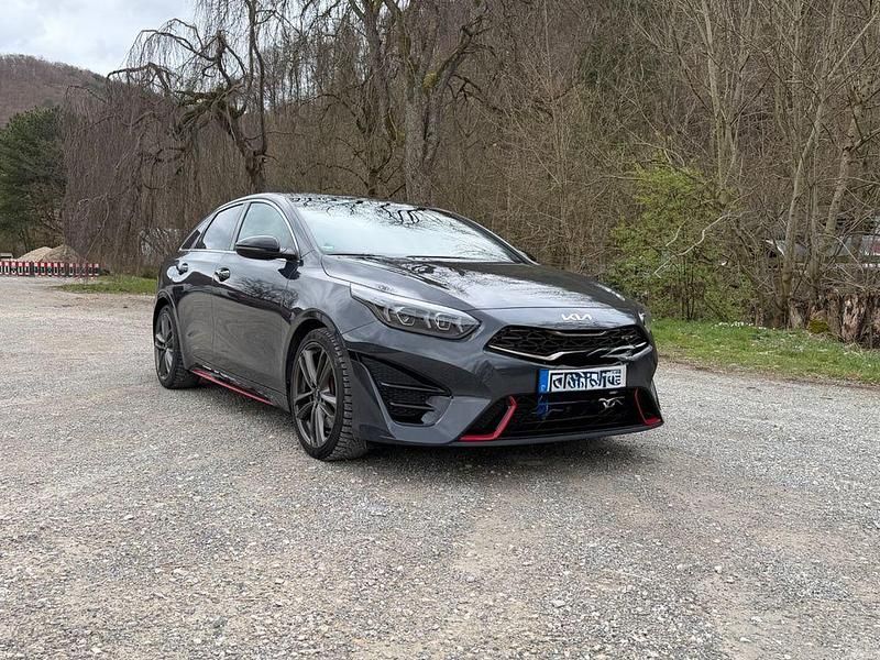 Gebraucht Kia ProCeed GT 204 PS (150 kW) 2023 Grau Kombi
