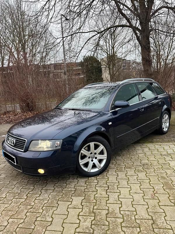Blau Gebraucht 2004 Audi A4 S-Line Kombi | 2.800 € (Guter Preis) - Bild 1/4