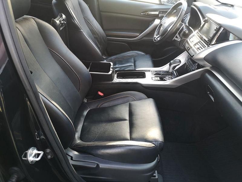 Second-hand Mitsubishi Eclipse Cross Top 148 CP (108 kW) 2019 Negru SUV