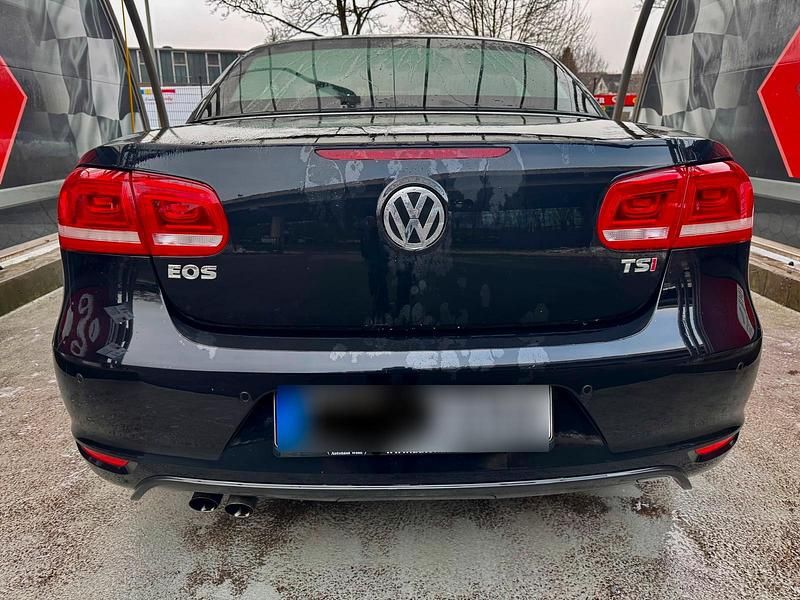 Usata VW Eos 122 CV (89 kW) 2011 Nero Cabrio