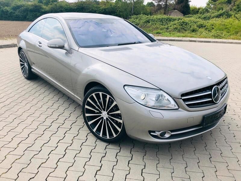 Grau Gebraucht 2006 Mercedes CL500 Coupé | 22.900 € (Teuer) - Bild 1/4