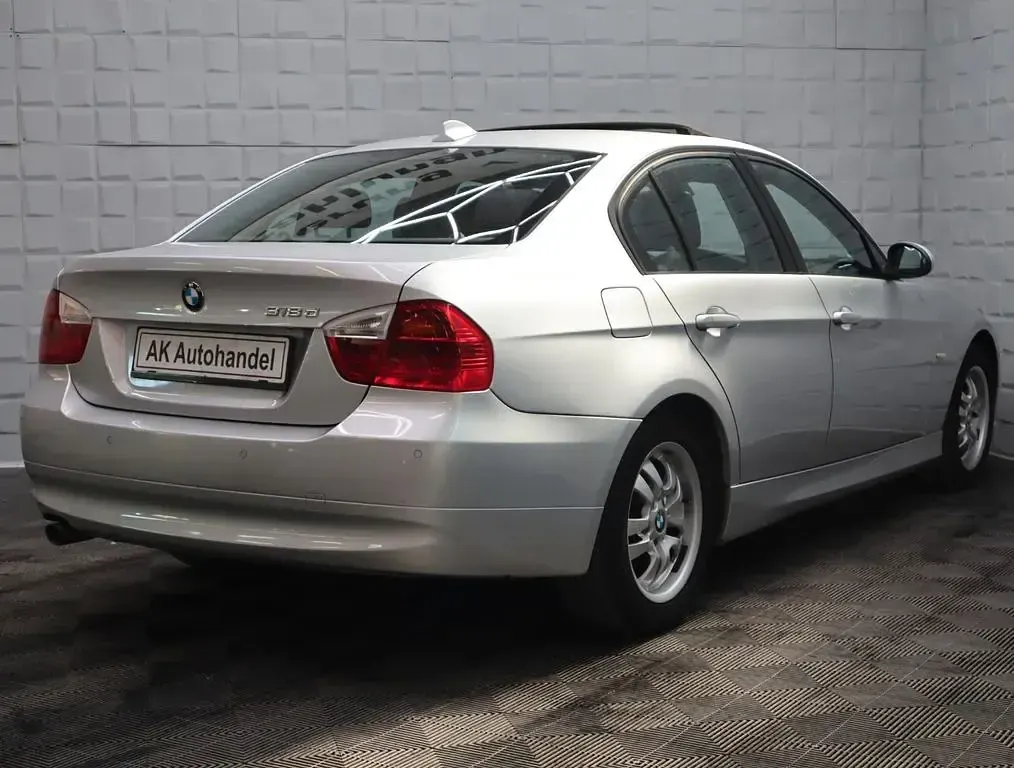 Gebraucht BMW 318 Advantage 122 PS (89 kW) 2007 Silber Limousine