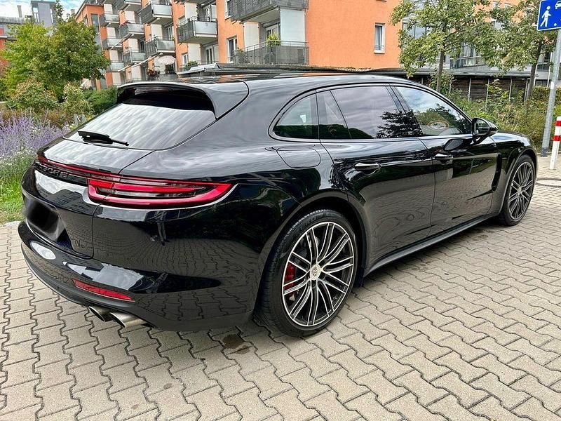 Gebraucht Porsche Panamera Turbo Executive 549 PS (403 kW) 2018 Schwarz Limousine