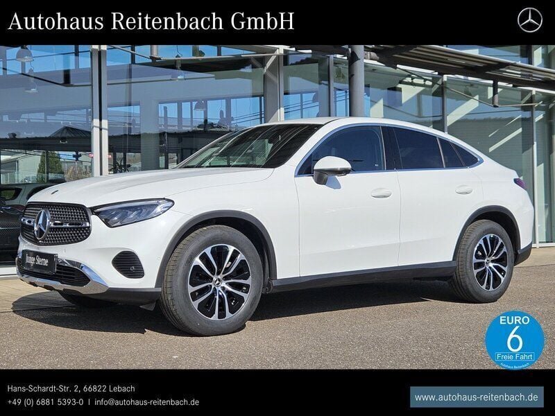 Manufaktur opalithweiß bright Gebraucht 2023 Mercedes GLC200 Avantgarde SUV | 56.888 € (Teuer) - Bild 1/4