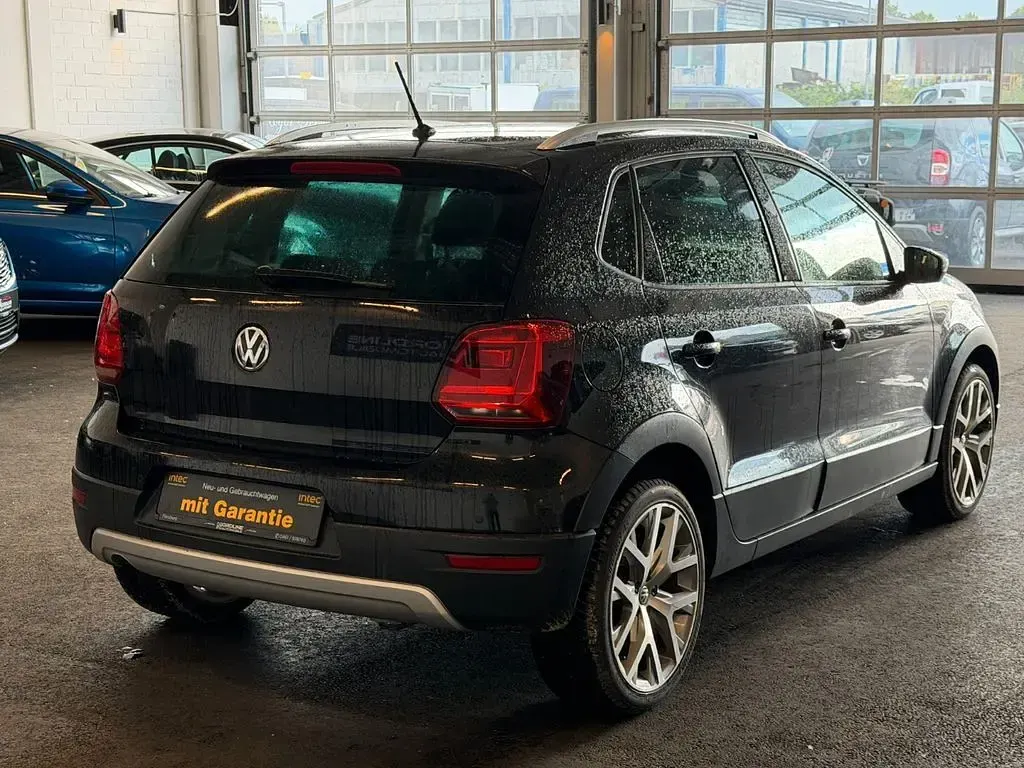 Używany VW Polo Cross 110 KM (80 kW) 2016 Czarny Hatchback
