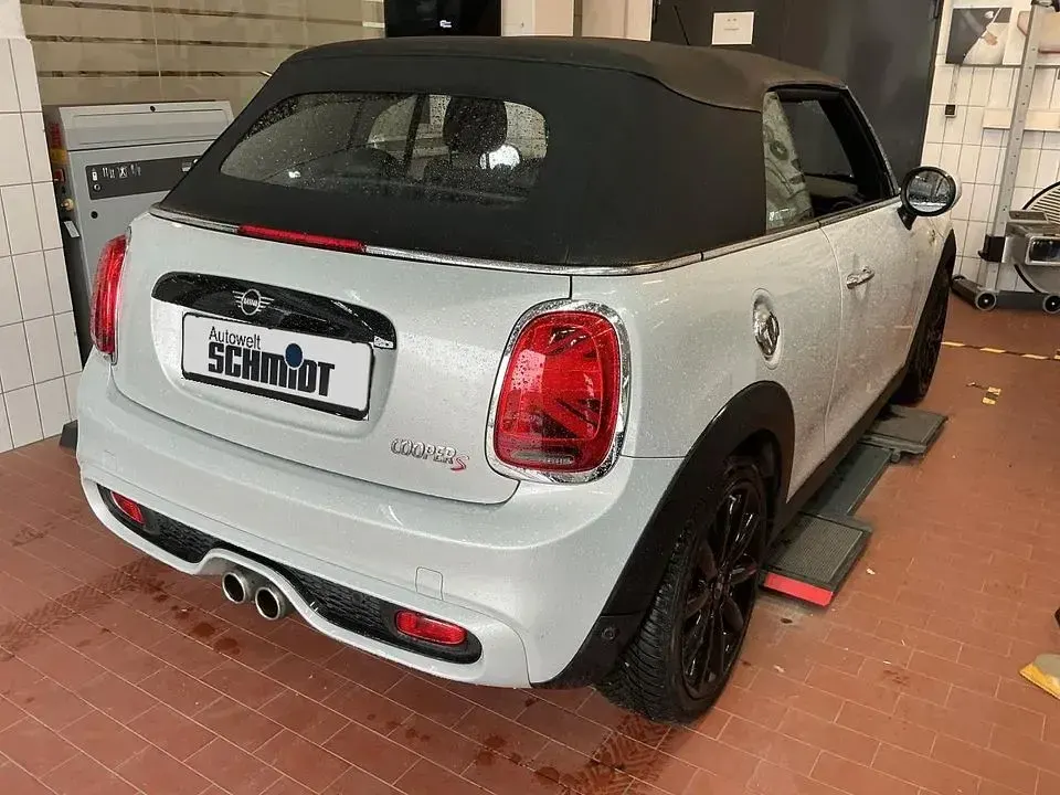 Gebraucht Mini Cooper S Cabriolet 192 PS (141 kW) 2020 Silber Cabrio