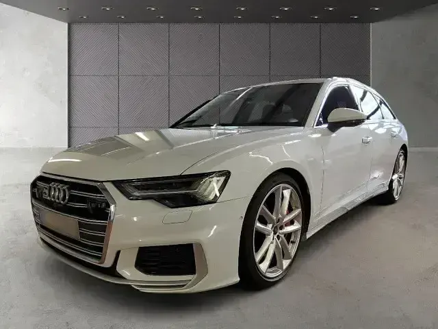 Gebraucht Audi S6 Ambiente 344 PS (253 kW) 2023 Gletscherweiß metallic Kombi