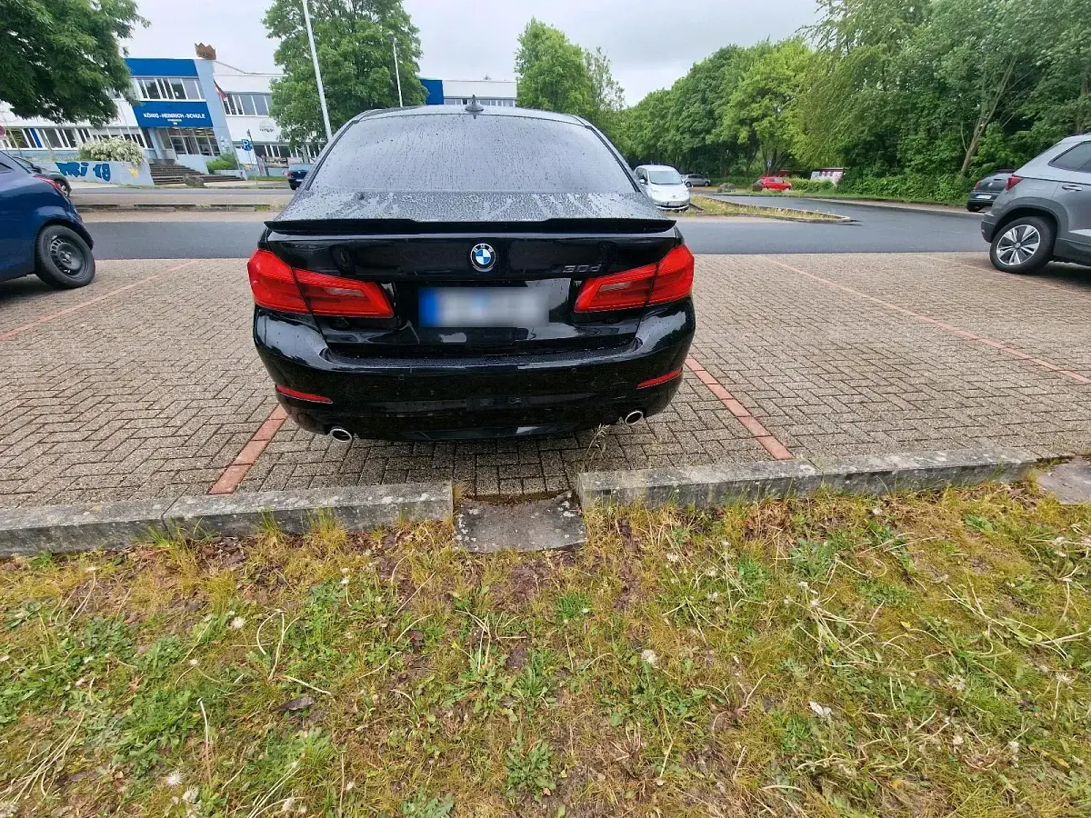 Second-hand BMW 520 190 CP (139 kW) 2017 Negru Berlinǎ