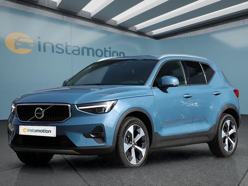 Blau Gebraucht 2024 Volvo XC40 Core SUV | 36.849 € (Fairer Preis) - Bild 1/4