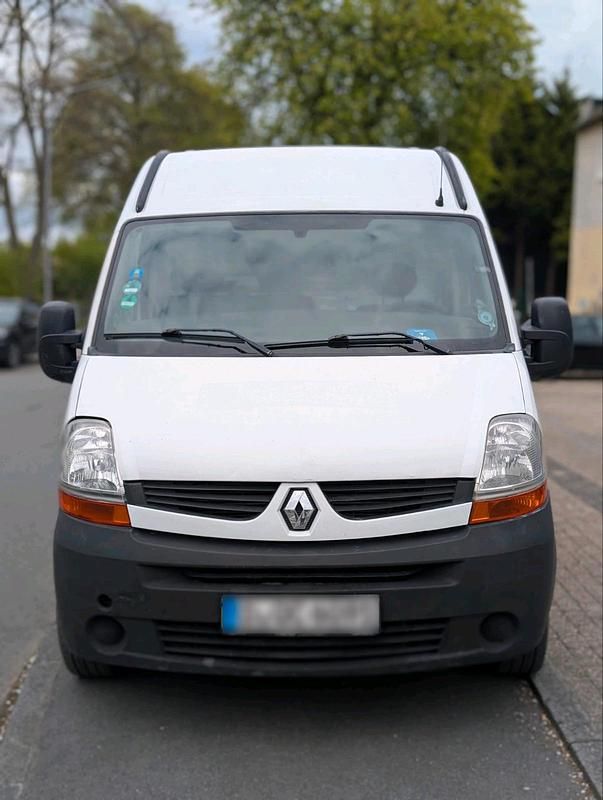 Second-hand Renault Master 120 CP (88 kW) 2010 Alb Monovolum