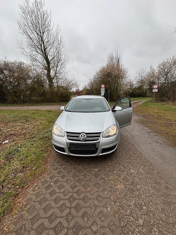 Gebraucht VW Golf V 131 PS (96 kW) 2008 Silber Kombi