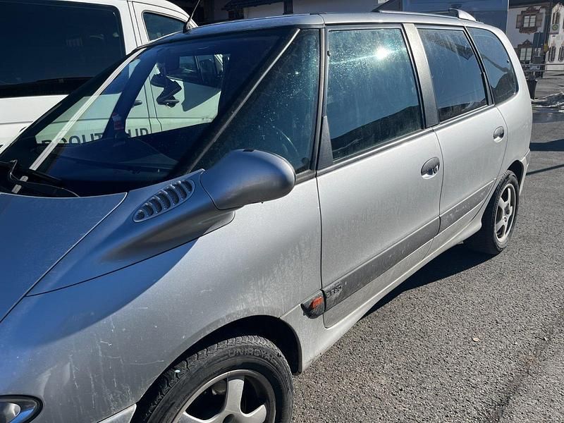 Gebraucht Renault Espace 129 PS (94 kW) 2001 Silber Van / Kleinbus