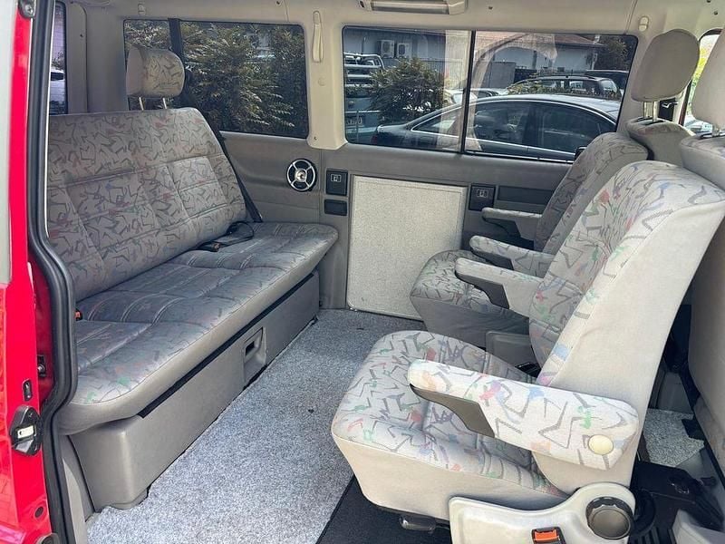 Gebraucht VW T4 68 PS (50 kW) 1996 Rot Van