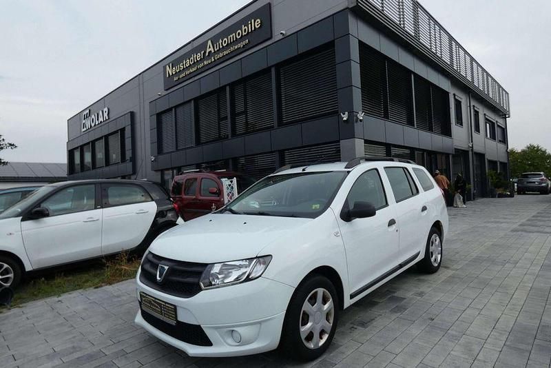Weiß Gebraucht 2015 Dacia Logan Ambiance Limousine | 5.649 € - Bild 1/4