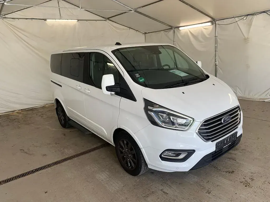 Gebraucht Ford Tourneo Titanium X 185 PS (136 kW) 2021 Frostweiß Van / Kleinbus