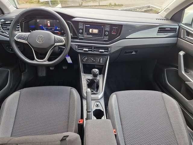 Gebraucht VW Polo Life 95 PS (69 kW) 2023 Reflexsilber metallic Kleinwagen