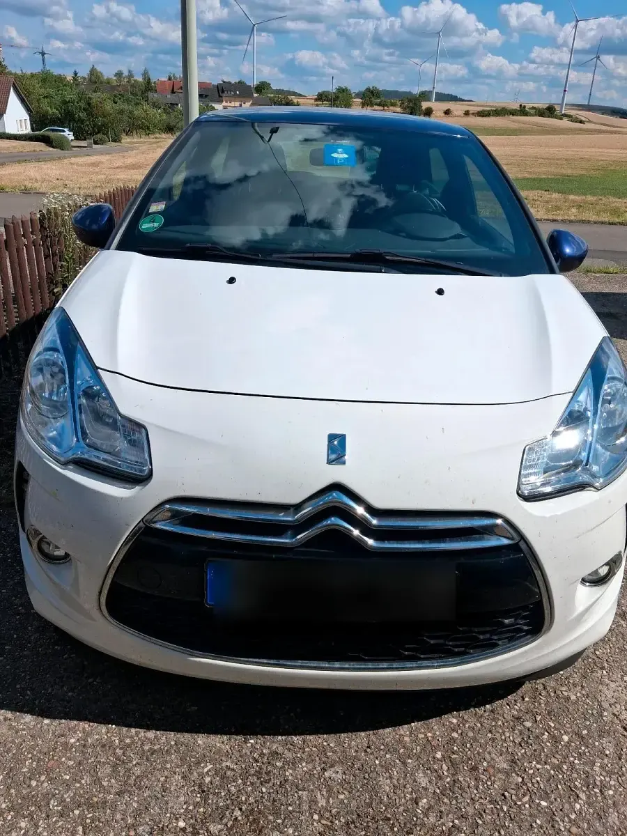 Gebraucht Citroën DS3 90 PS (66 kW) 2013 Weiß Limousine