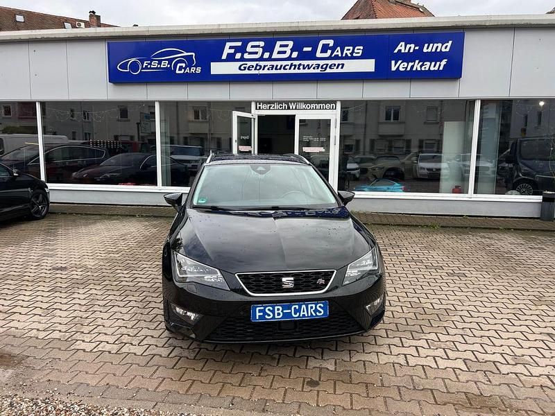 Schwarz Gebraucht 2017 Seat Leon ST FR Kombi | 10.800 € (Superpreis) - Bild 1/4
