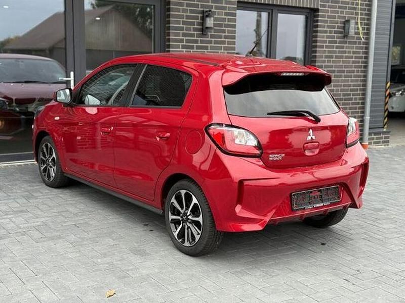 Gebraucht Mitsubishi Space Star Edition+ 82 PS (60 kW) 2020 Rot Limousine