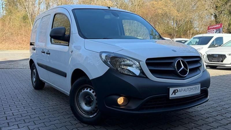 Gebraucht Mercedes Citan 109 95 PS (69 kW) 2020 Weiß Van / Kleinbus