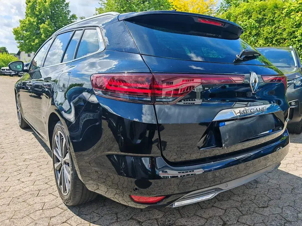 Gebraucht Renault Megane E-Tech R.S. 158 PS (116 kW) 2022 Schwarz Limousine