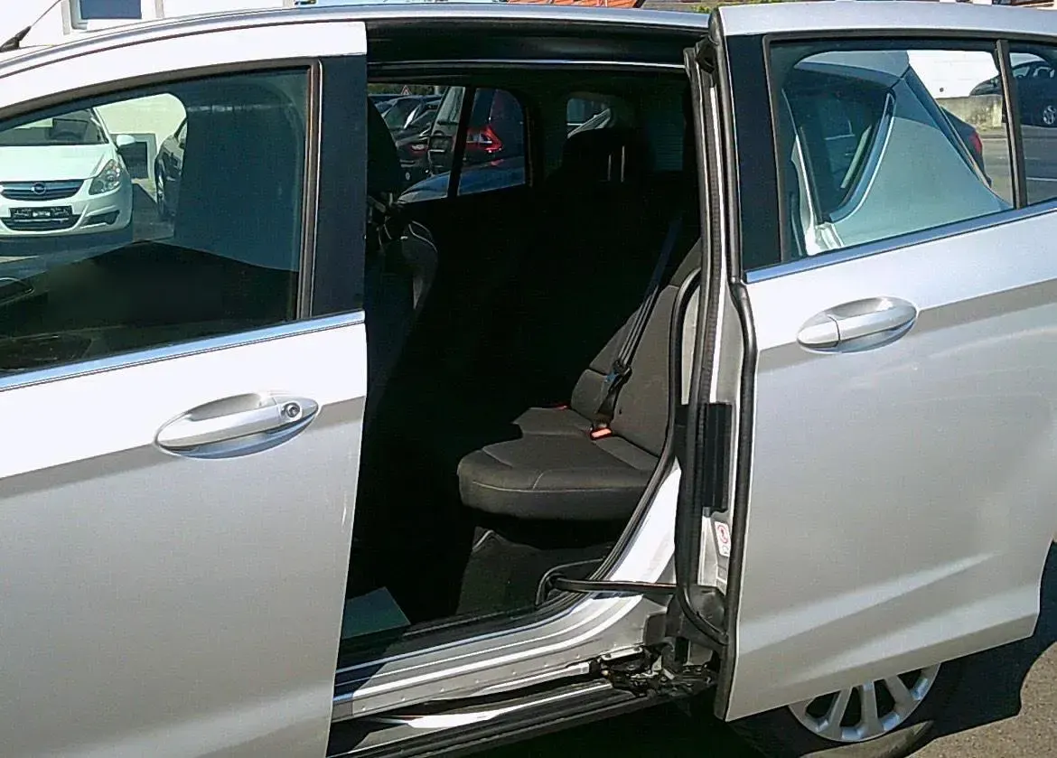 Gebraucht Ford B-MAX 105 PS (77 kW) 2015 Silber Van / Kleinbus