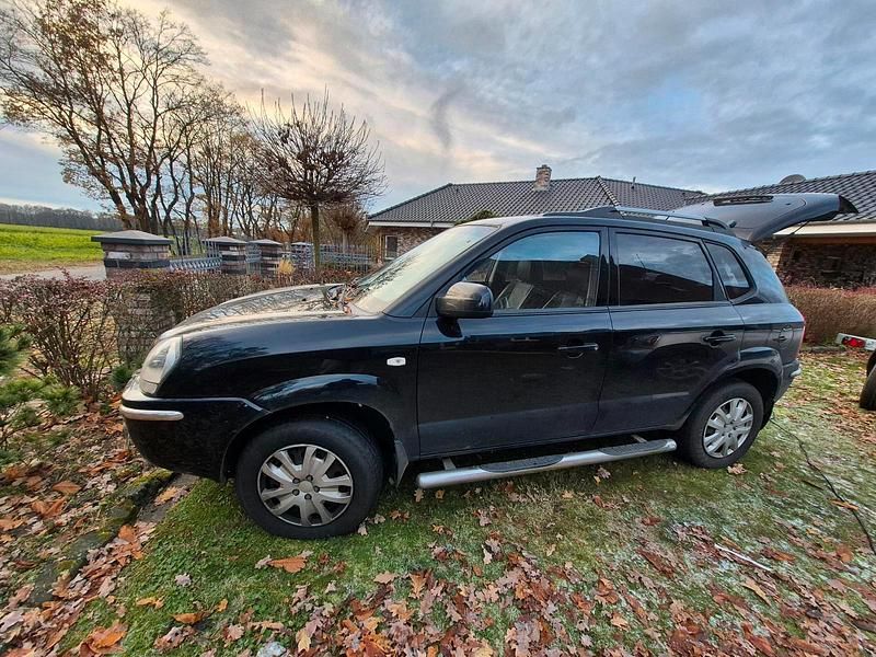 Schwarz Gebraucht 2007 Hyundai Tucson SUV | 3.500 € (Guter Preis) - Bild 1/4