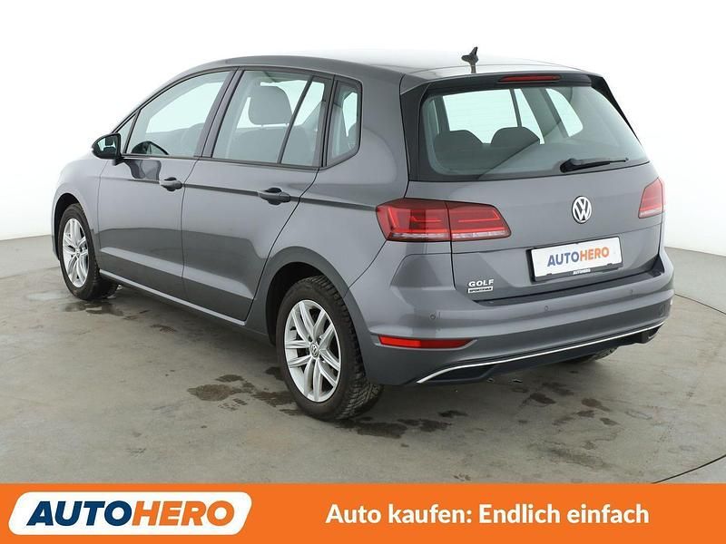 Gebraucht VW Golf Sportsvan Comfortline 116 PS (85 kW) 2019 Grau Van / Kleinbus